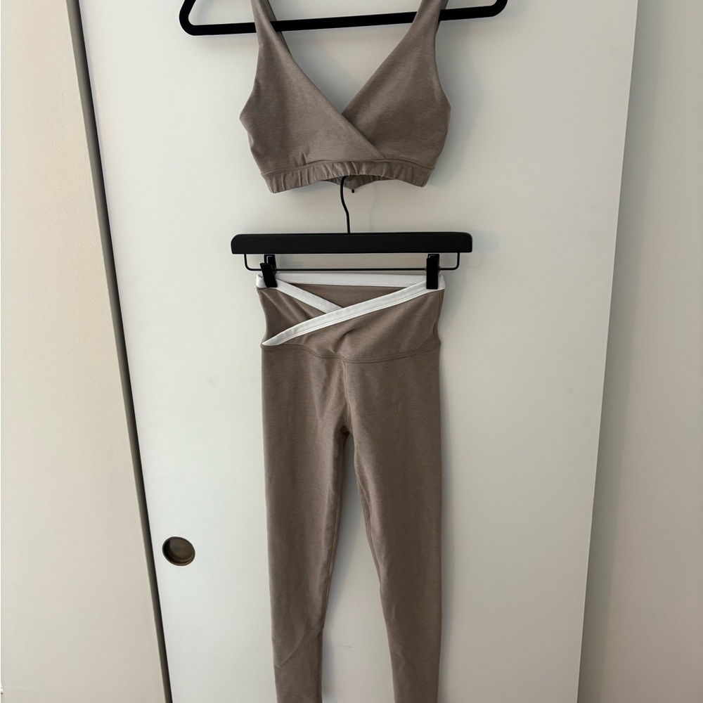 Beyond Yoga leggings and top Tan Women's